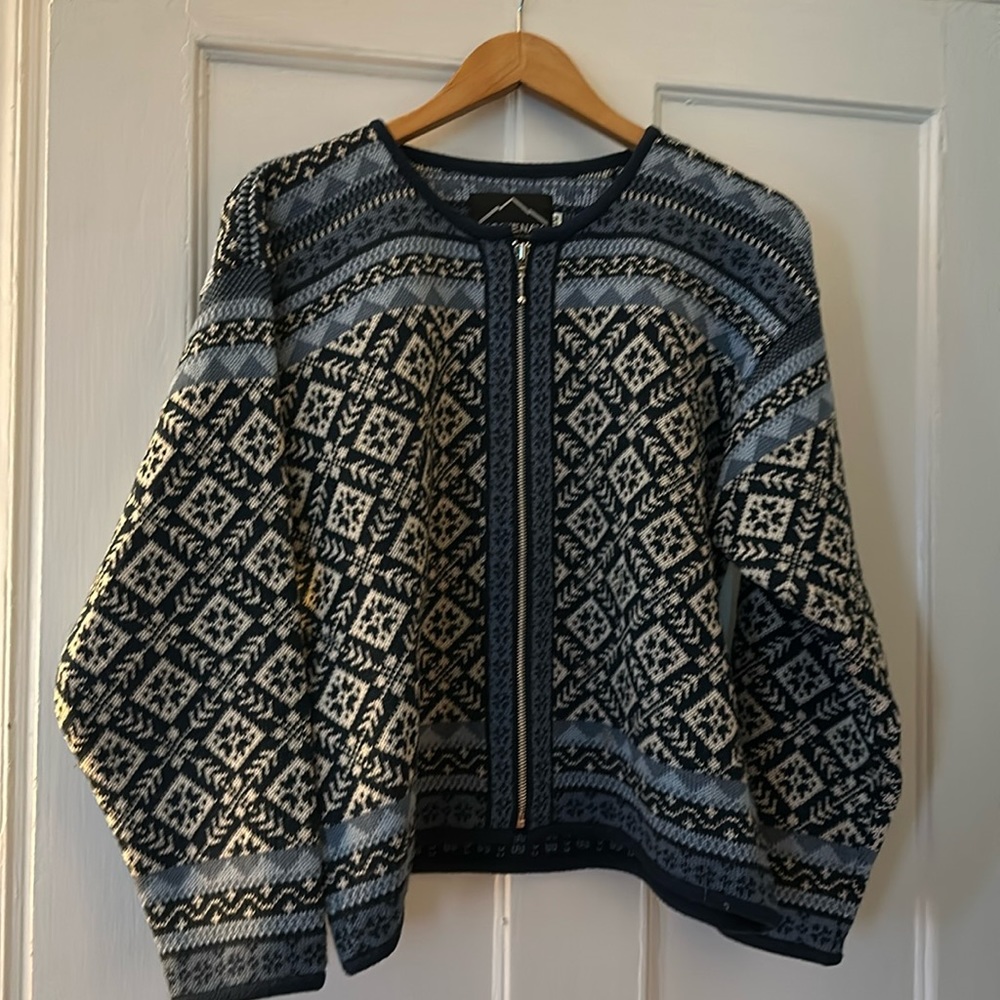 Zip front wool sweater with fleece at neck and wrists